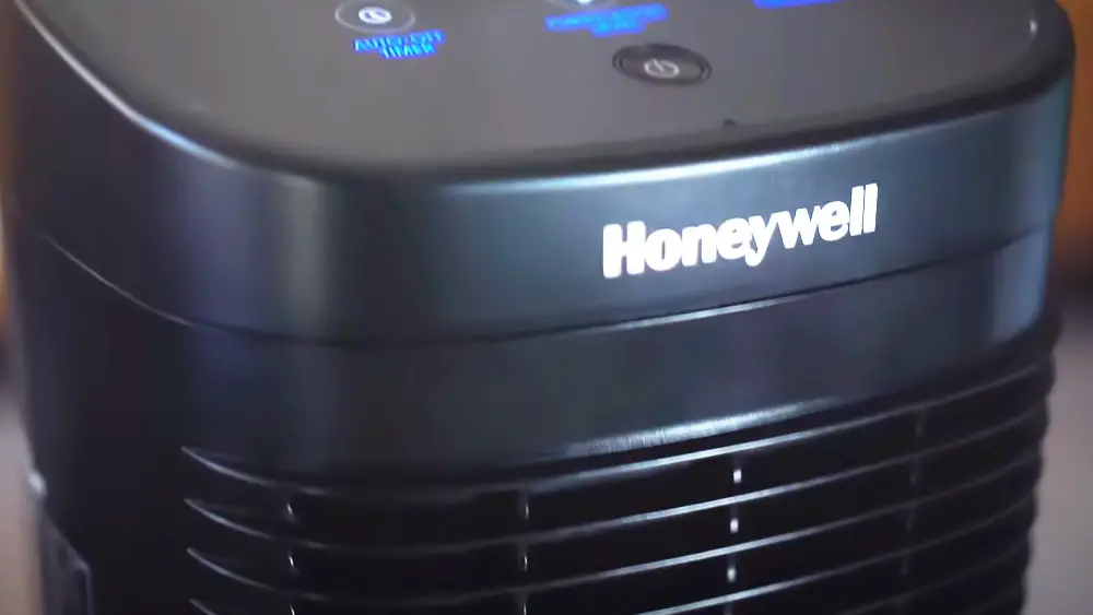 Clean Honeywell Air Purifier