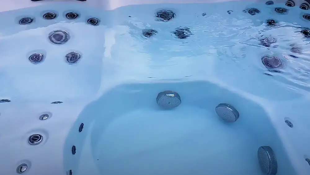 Clean Hot Tub Without Draining Water
