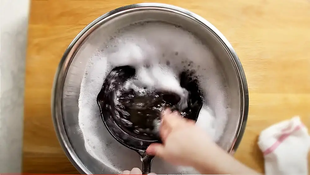 how to clean black residue off skillet