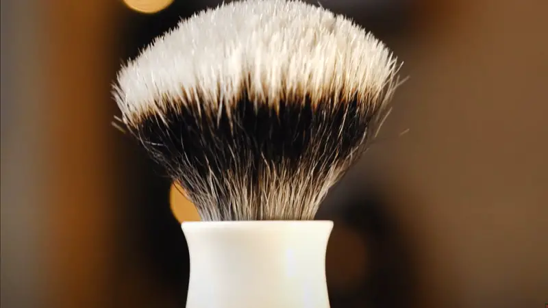 How to deep clean shaving brush